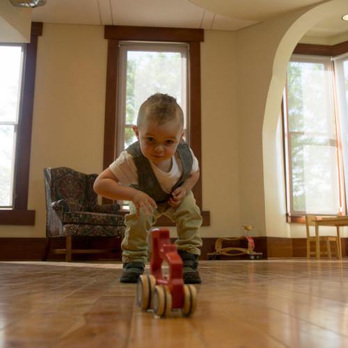 Pusharound Tractor - TheToysRoom